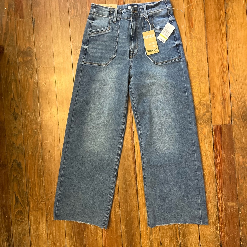 Women’s Kenzie jeans size 4